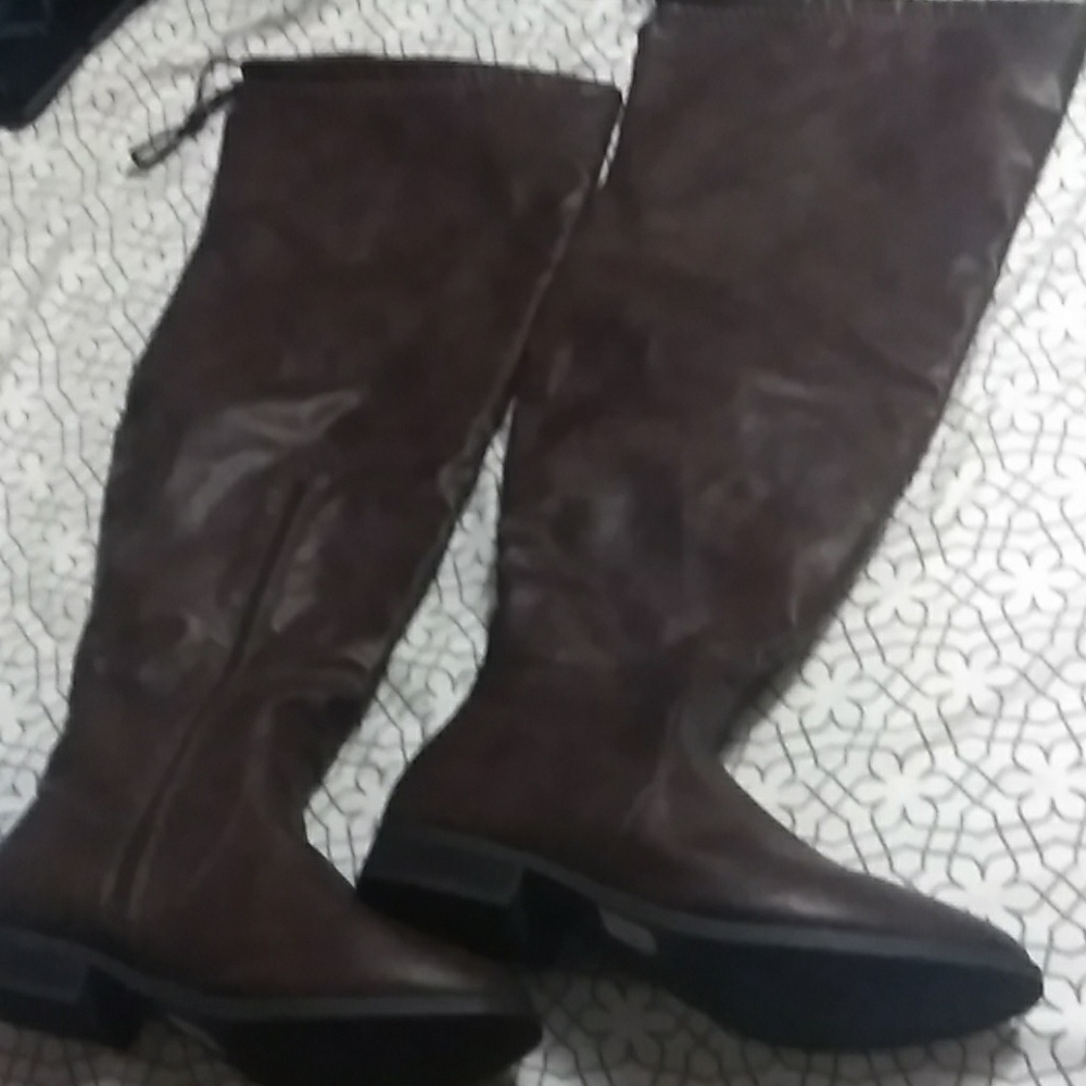 Charlotte Rousse Wide calf boots